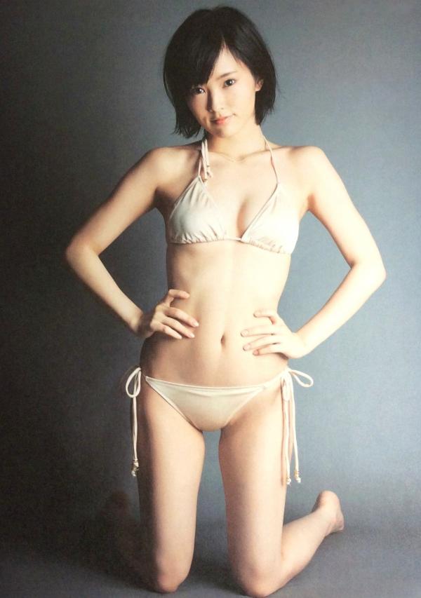 山本彩   PB写真集_山本彩《SY》高清美图：清纯短发、比基尼泳装诱惑，摄影大师LESLIE KEE镜头下的夏日灵动尤物第130张图片