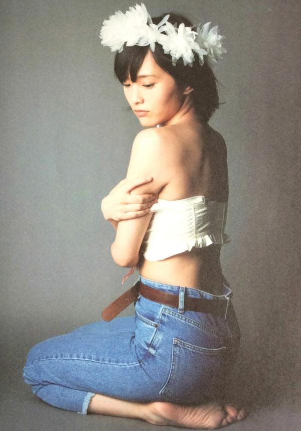 山本彩   PB写真集_山本彩《SY》高清美图：清纯短发、比基尼泳装诱惑，摄影大师LESLIE KEE镜头下的夏日灵动尤物第137张图片