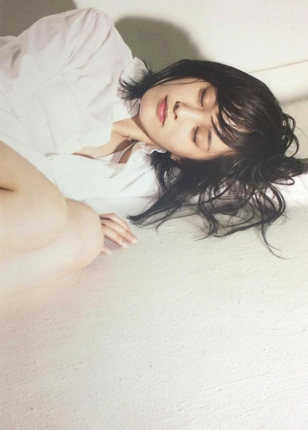 山本彩   PB写真集_山本彩《SY》高清美图：清纯短发、比基尼泳装诱惑，摄影大师LESLIE KEE镜头下的夏日灵动尤物第142张图片