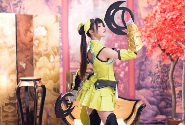喬喬兒 乔乔儿  台湾模特乔乔儿：孙尚香COSPLAY写真全集，古风战甲与黑丝长腿的碰撞第4张图片