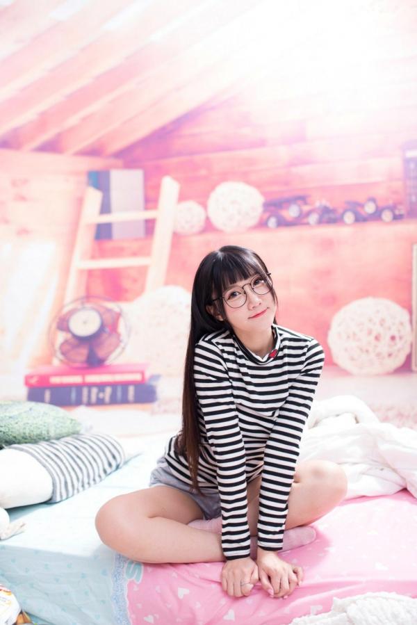 喬喬兒 乔乔儿  台湾正妹乔乔儿写真《琴棚电玩少女DVA》：角色扮演游戏风格与慵懒居家私房照合集第2张图片