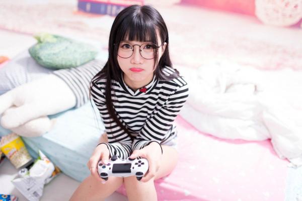 喬喬兒 乔乔儿  台湾正妹乔乔儿写真《琴棚电玩少女DVA》：角色扮演游戏风格与慵懒居家私房照合集第6张图片