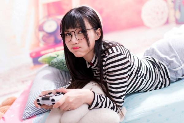 喬喬兒 乔乔儿  台湾正妹乔乔儿写真《琴棚电玩少女DVA》：角色扮演游戏风格与慵懒居家私房照合集第7张图片