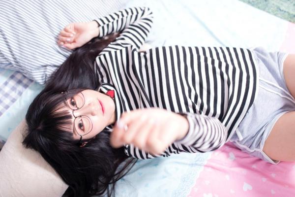 喬喬兒 乔乔儿  台湾正妹乔乔儿写真《琴棚电玩少女DVA》：角色扮演游戏风格与慵懒居家私房照合集第9张图片