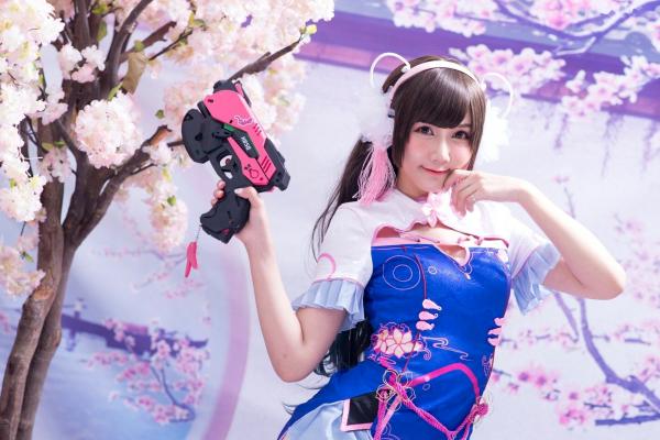 喬喬兒 乔乔儿  台湾正妹乔乔儿写真《琴棚电玩少女DVA》：角色扮演游戏风格与慵懒居家私房照合集第18张图片