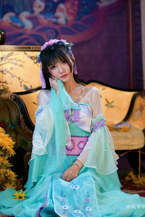 喬喬兒 乔乔儿  台湾正妹乔乔儿唯美写真，古风韵味与日系元气校服少女，带你重温校园初恋般的青春悸动第1张图片