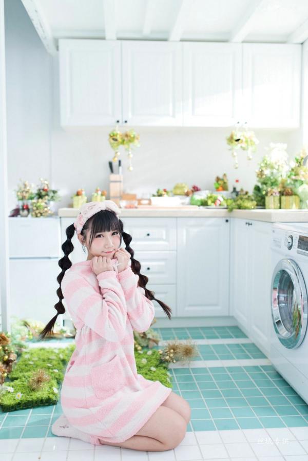 喬喬兒 乔乔儿  台湾正妹喬喬兒圣诞氛围主题写真，一字肩连衣裙装扮可爱麋鹿，甜美治愈清新迷人第23张图片