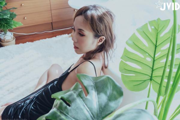 卓文萱 卓文萱  JVID-Genie精灵-唯美艺术写真-全裸监督首发-极致白嫩身材-绝美挑逗视觉盛宴第11张图片