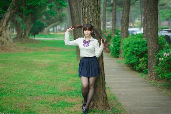 ベッキー   台湾正妹Becky中央大学户外写真，清纯校服与甜美女仆装角色扮演 [92P]第1张图片