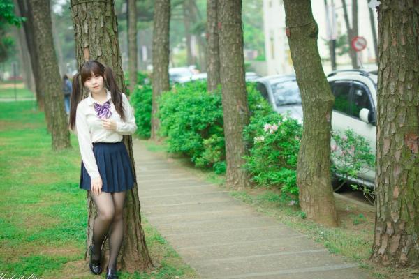 ベッキー   台湾正妹Becky中央大学户外写真，清纯校服与甜美女仆装角色扮演 [92P]第5张图片