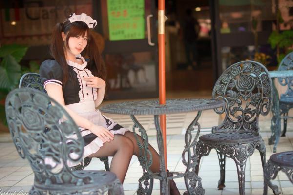 ベッキー   台湾正妹Becky中央大学户外写真，清纯校服与甜美女仆装角色扮演 [92P]第30张图片