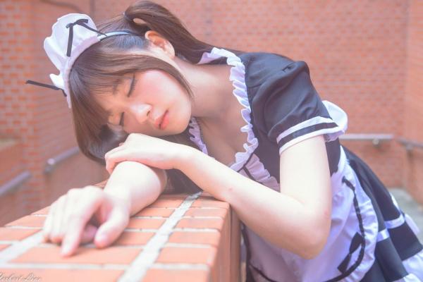 ベッキー   台湾正妹Becky中央大学户外写真，清纯校服与甜美女仆装角色扮演 [92P]第51张图片