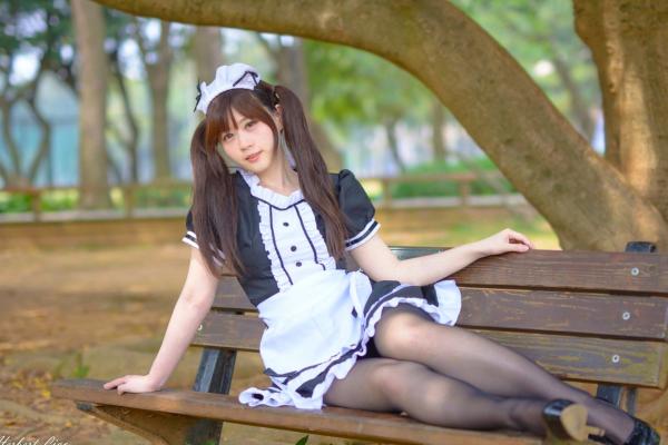 ベッキー   台湾正妹Becky中央大学户外写真，清纯校服与甜美女仆装角色扮演 [92P]第54张图片