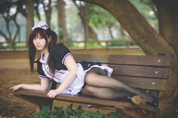 ベッキー   台湾正妹Becky中央大学户外写真，清纯校服与甜美女仆装角色扮演 [92P]第57张图片