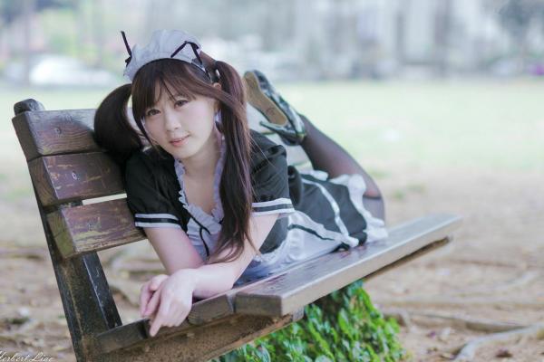 ベッキー   台湾正妹Becky中央大学户外写真，清纯校服与甜美女仆装角色扮演 [92P]第58张图片