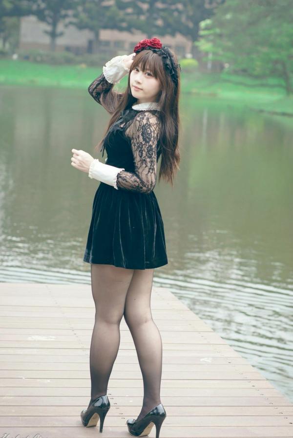 ベッキー   台湾正妹Becky中央大学户外写真，清纯校服与甜美女仆装角色扮演 [92P]第80张图片