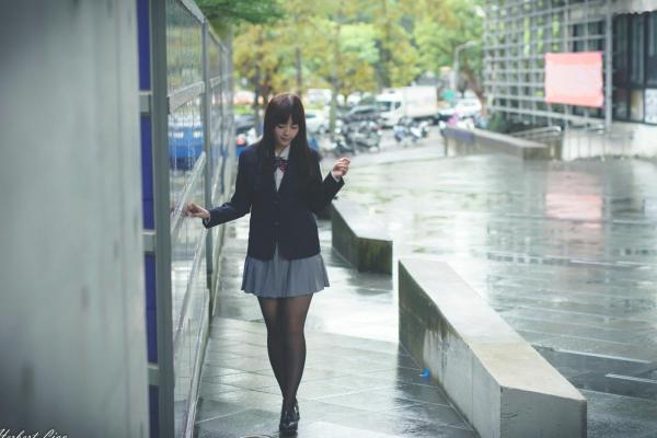 ベッキー   台湾正妹Becky实践大学校服写真，jk制服气质学妹清纯街拍第7张图片