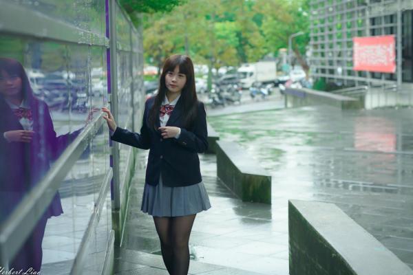 ベッキー   台湾正妹Becky实践大学校服写真，jk制服气质学妹清纯街拍第10张图片