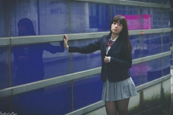 ベッキー   台湾正妹Becky实践大学校服写真，jk制服气质学妹清纯街拍第24张图片
