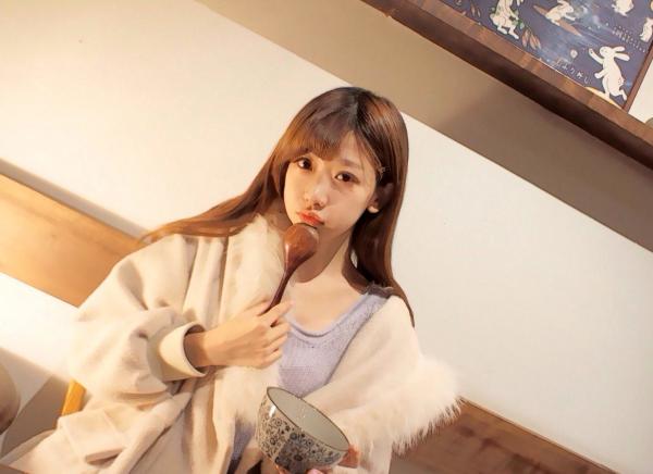 陈潇   台湾网红陈潇微博自拍写真合集：粉嫩甜美少女居家休闲风与生活日常精选第43张图片