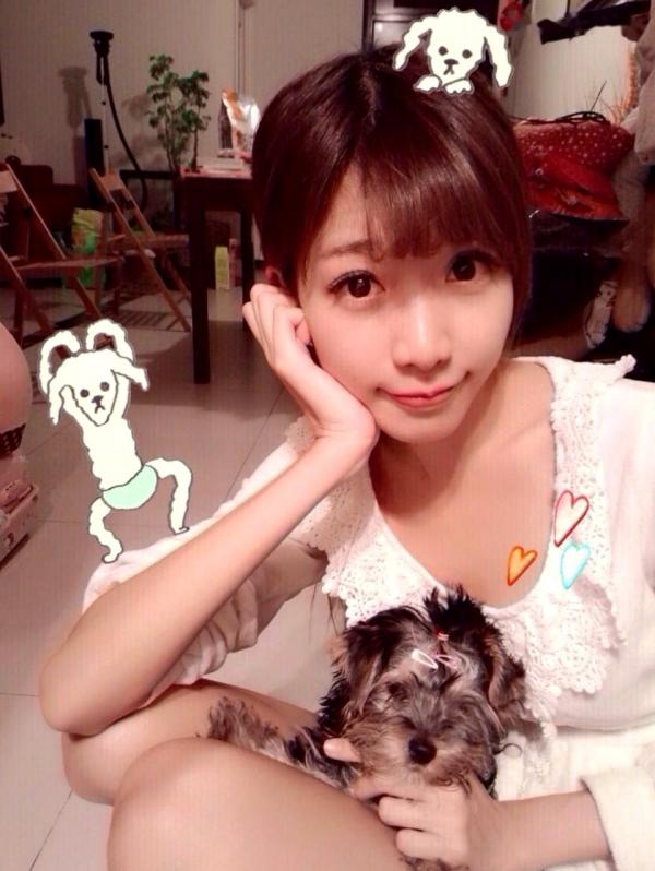 陈潇   台湾网红陈潇微博自拍写真合集：粉嫩甜美少女居家休闲风与生活日常精选第45张图片