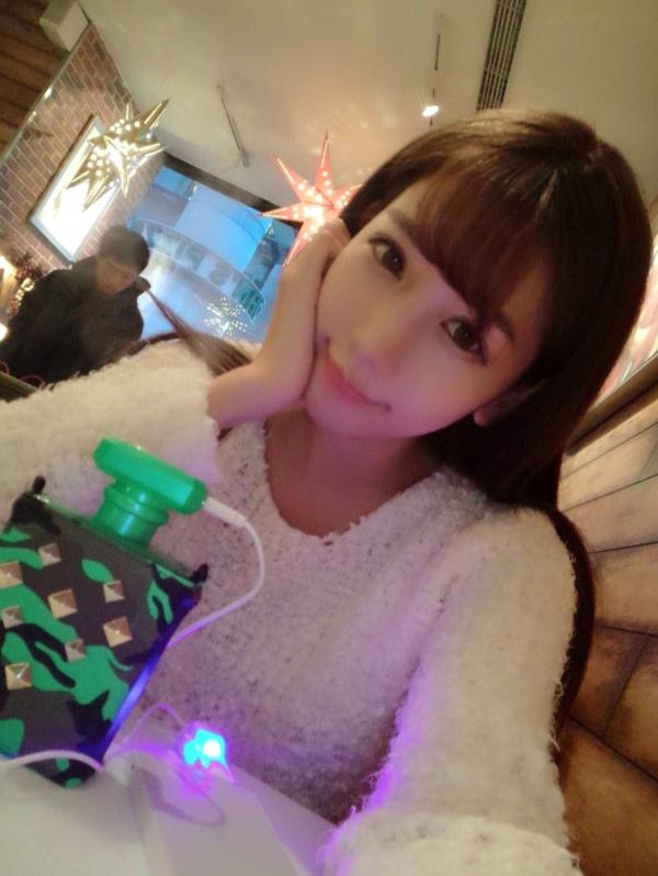 陈潇   台湾网红陈潇微博自拍写真合集：粉嫩甜美少女居家休闲风与生活日常精选第48张图片