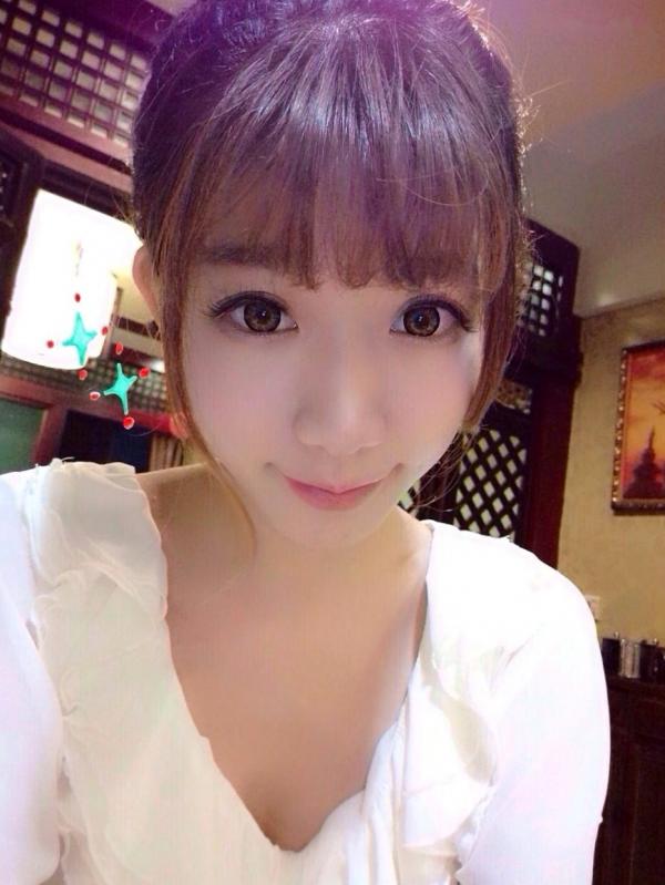 陈潇   台湾网红陈潇微博自拍写真合集：粉嫩甜美少女居家休闲风与生活日常精选第72张图片