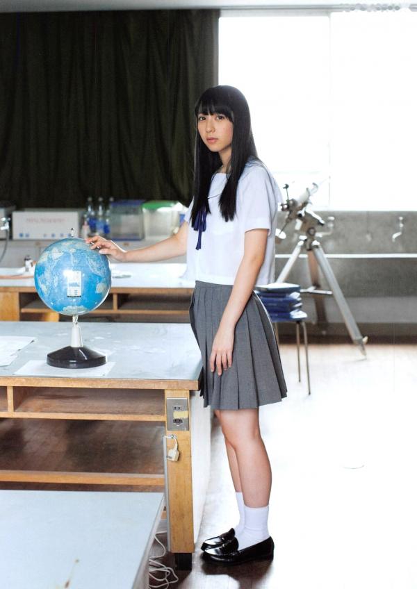 松岡菜摘 松冈菜摘  PB写真集_松冈菜摘《Tsuishin》自然清新风格治愈系少女户外旅拍写真集[105P]第13张图片