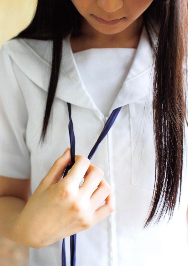 松岡菜摘 松冈菜摘  PB写真集_松冈菜摘《Tsuishin》自然清新风格治愈系少女户外旅拍写真集[105P]第15张图片