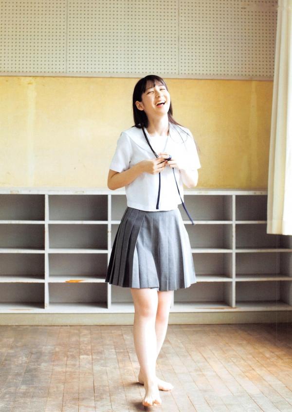 松岡菜摘 松冈菜摘  PB写真集_松冈菜摘《Tsuishin》自然清新风格治愈系少女户外旅拍写真集[105P]第16张图片