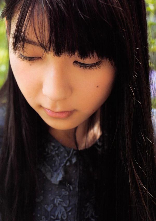 松岡菜摘 松冈菜摘  PB写真集_松冈菜摘《Tsuishin》自然清新风格治愈系少女户外旅拍写真集[105P]第45张图片