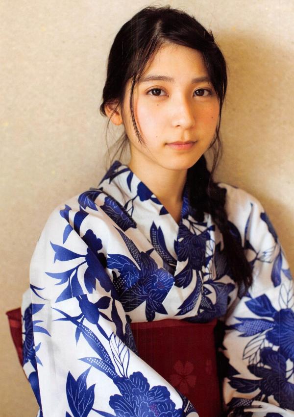 松岡菜摘 松冈菜摘  PB写真集_松冈菜摘《Tsuishin》自然清新风格治愈系少女户外旅拍写真集[105P]第75张图片