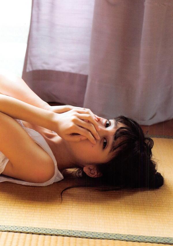 松岡菜摘 松冈菜摘  PB写真集_松冈菜摘《Tsuishin》自然清新风格治愈系少女户外旅拍写真集[105P]第90张图片