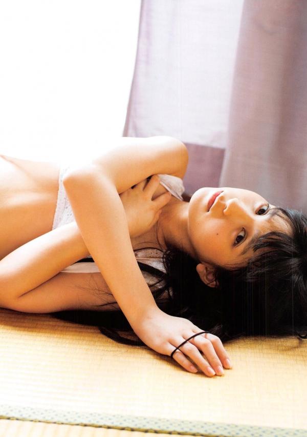 松岡菜摘 松冈菜摘  PB写真集_松冈菜摘《Tsuishin》自然清新风格治愈系少女户外旅拍写真集[105P]第96张图片