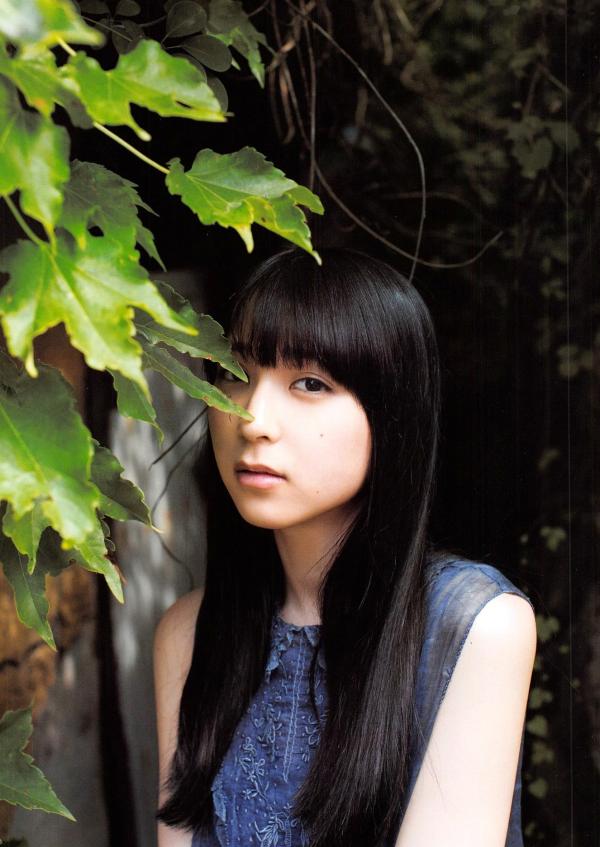松岡菜摘 松冈菜摘  PB写真集_松冈菜摘《Tsuishin》自然清新风格治愈系少女户外旅拍写真集[105P]第101张图片