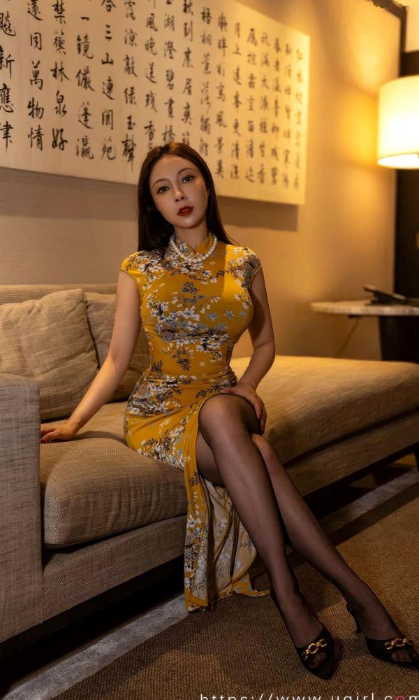 张杨果而 张杨果而  UGirlsApp尤果圈爱尤物-2904-果儿《无一不是你》：碎花旗袍装勾勒绝美曲线，黑丝长腿尽显东方典雅诱惑第14张图片