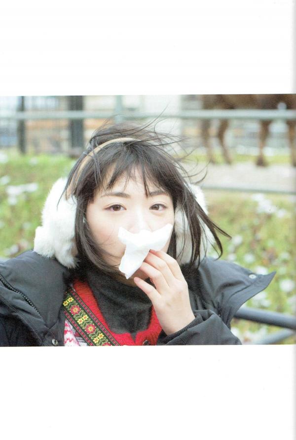 生駒里奈 生驹里奈  生驹里奈《君の足跡》写真精选：海边校园清纯校服主题，元气少女治愈系影像第10张图片