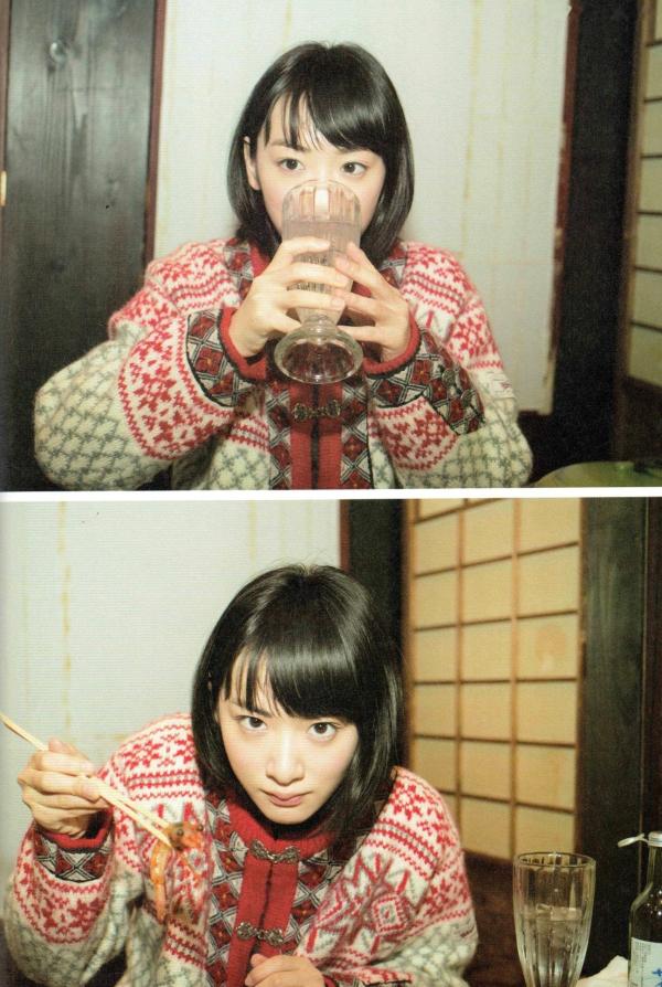 生駒里奈 生驹里奈  生驹里奈《君の足跡》写真精选：海边校园清纯校服主题，元气少女治愈系影像第18张图片