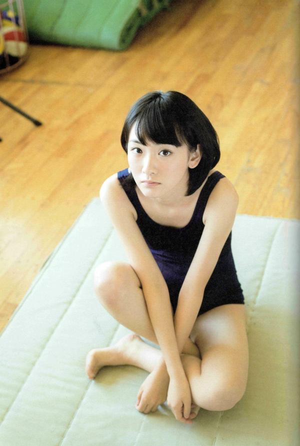 生駒里奈 生驹里奈  生驹里奈《君の足跡》写真精选：海边校园清纯校服主题，元气少女治愈系影像第91张图片