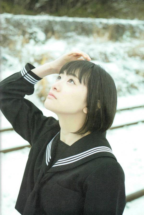 生駒里奈 生驹里奈  生驹里奈《君の足跡》写真精选：海边校园清纯校服主题，元气少女治愈系影像第115张图片