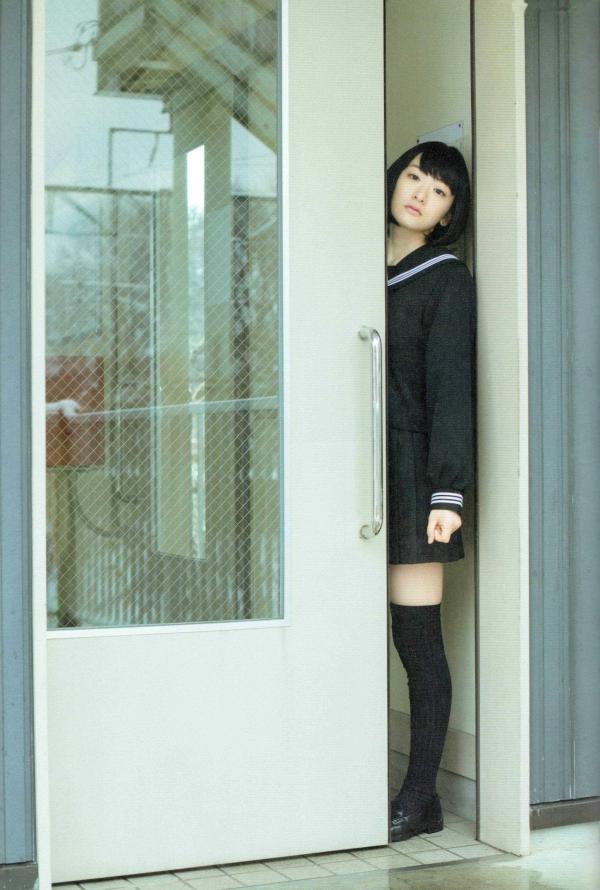 生駒里奈 生驹里奈  生驹里奈《君の足跡》写真精选：海边校园清纯校服主题，元气少女治愈系影像第117张图片
