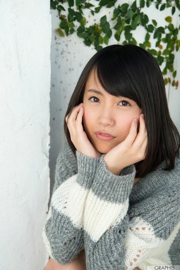 長瀬麻美 长濑麻美  Graphis写真集：长濑麻美(Asami Nagase)清纯少女户外写真，尽显温柔治愈之美第2张图片