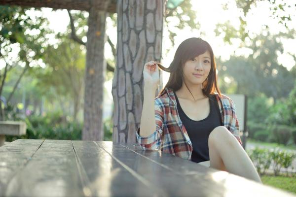 林茉晶 茉晶  台湾正妹_ 林茉晶《南港公園》写真集校园制服户外清新街拍精选第1张图片