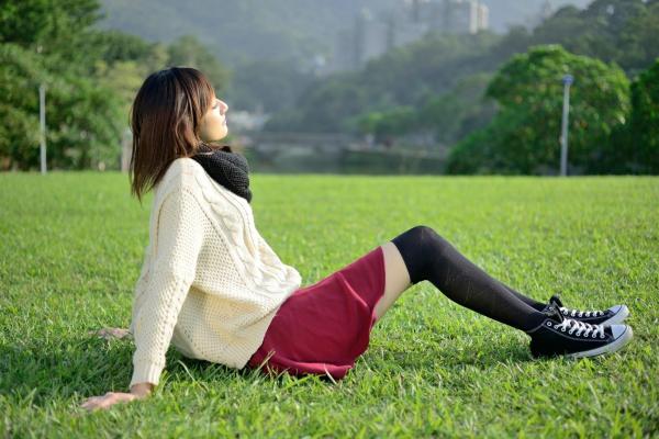 林茉晶 茉晶  台湾正妹_ 林茉晶《南港公園》写真集校园制服户外清新街拍精选第2张图片