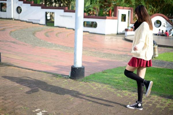 林茉晶 茉晶  台湾正妹_ 林茉晶《南港公園》写真集校园制服户外清新街拍精选第6张图片