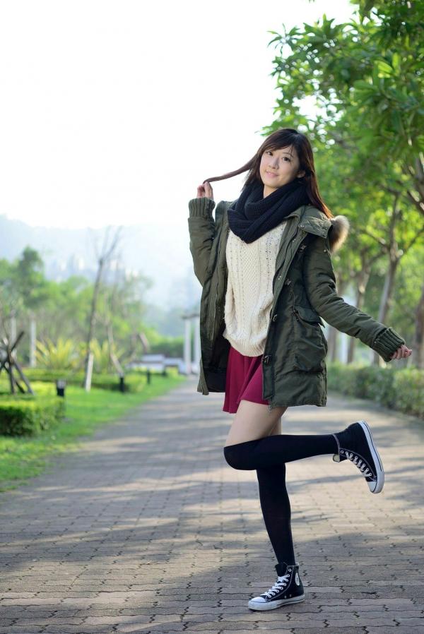 林茉晶 茉晶  台湾正妹_ 林茉晶《南港公園》写真集校园制服户外清新街拍精选第8张图片