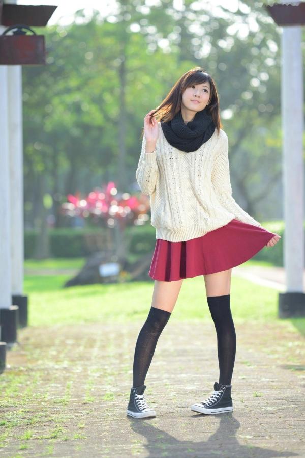 林茉晶 茉晶  台湾正妹_ 林茉晶《南港公園》写真集校园制服户外清新街拍精选第10张图片