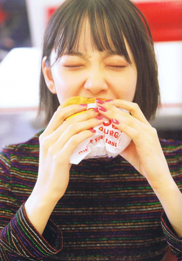 堀未央奈   PB写真集_堀未央奈《君らしさ》：私房居家时尚与高清沙漠户外美拍第3张图片