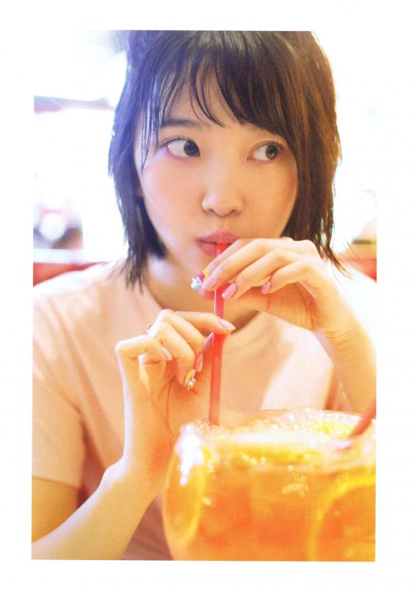堀未央奈   PB写真集_堀未央奈《君らしさ》：私房居家时尚与高清沙漠户外美拍第8张图片