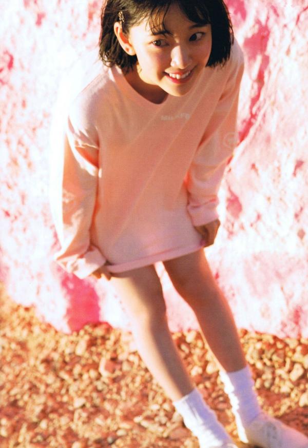 堀未央奈   PB写真集_堀未央奈《君らしさ》：私房居家时尚与高清沙漠户外美拍第19张图片